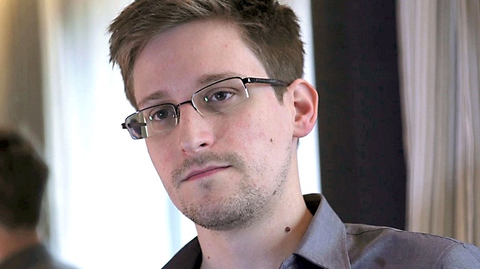 Trump to face opposition from CIA if attempts to pardon Snowden - Ex-CIA Agent 